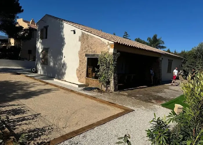 Le Plein Soleil , Charme Et Villa Saint-Raphaël