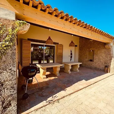 Le Plein Soleil , Charme Et Βίλα *