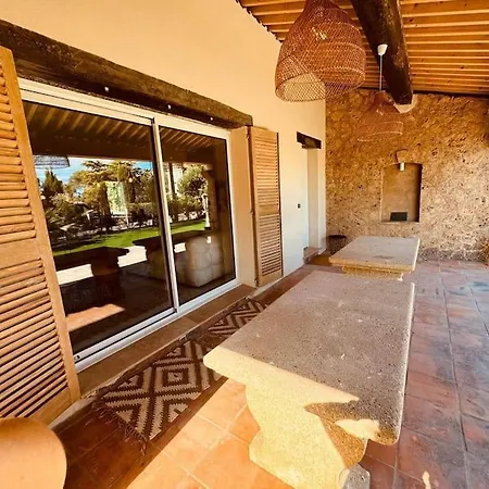 Le Plein Soleil , Charme Et *