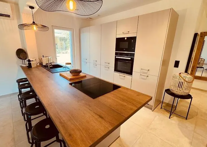 Le Plein Soleil , Charme Et *