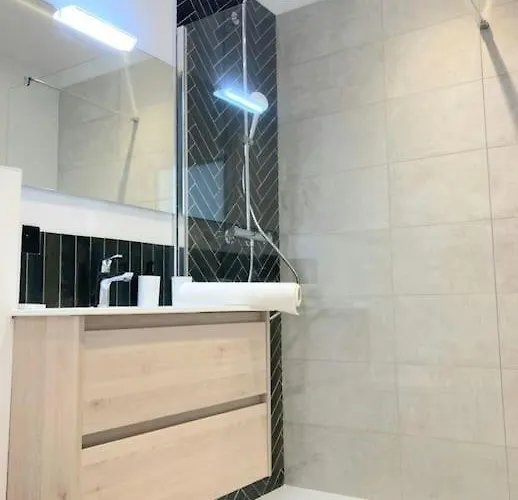 Le Plein Soleil , Charme Et Сен-Рафаэль