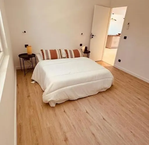 Вилла Le Plein Soleil , Charme Et